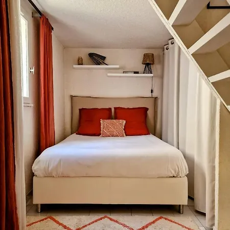 A Deux Pas De La Richelieu * Agde