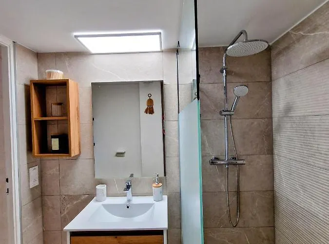 A Deux Pas De La Richelieu * Agde